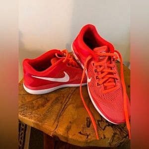 Nike sneakers size 8.5 women’s